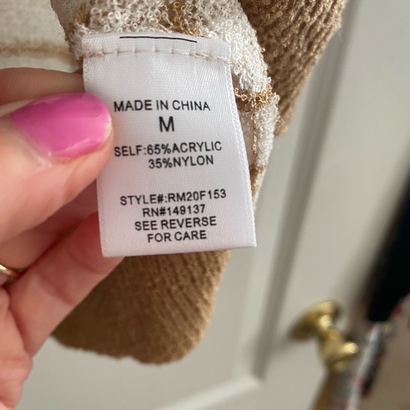 Molly Green short sleeve sweater - Picture 3 of 5